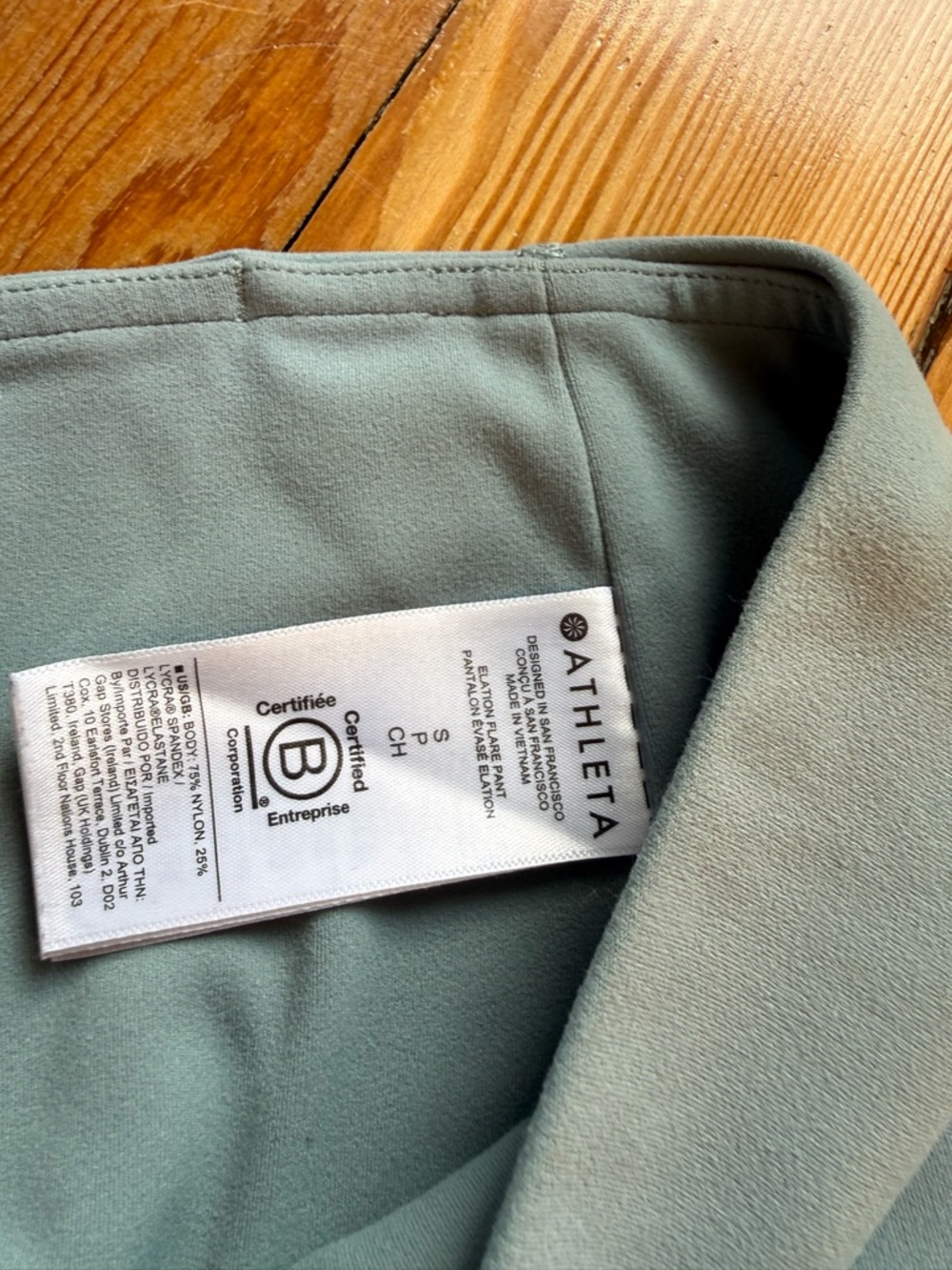 Athleta flared leggings - Picture 7 of 13